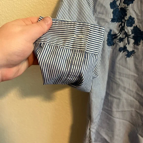 Zac and Rachel Blue Striped Button Down Shirt Size Large - Picture 6 of 11